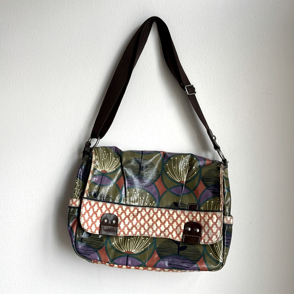 Fossil messenger bag, fun, floral pattern